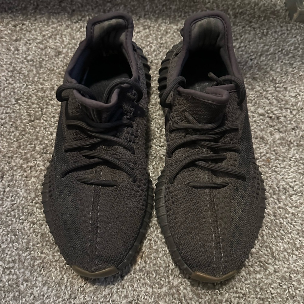 Yeezy boost 350 V2 sneakers for men